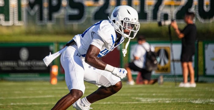 2023 defensive back prospect Jarvis Lee